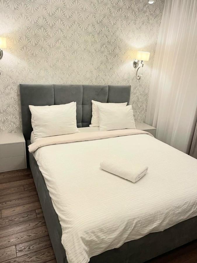 1 Room 60M2 Center Of Obolon Near River Side. 11 Floor Kiev Eksteriør billede